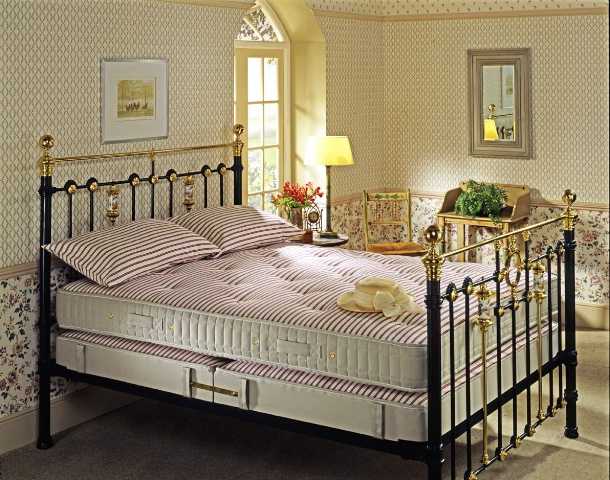 WHITFIELD Backcare Deluxe Mattress - Image 3